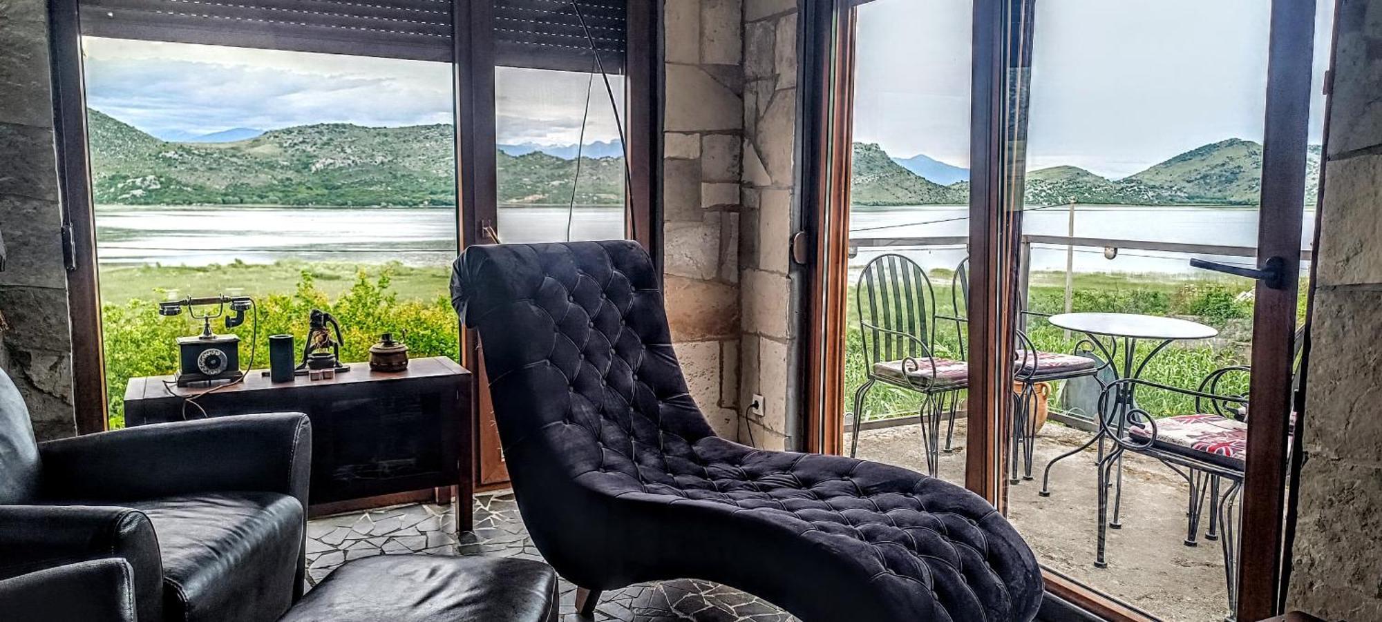 Holiday Home Haustor With Skadar Lake View Podgorica Eksteriør billede